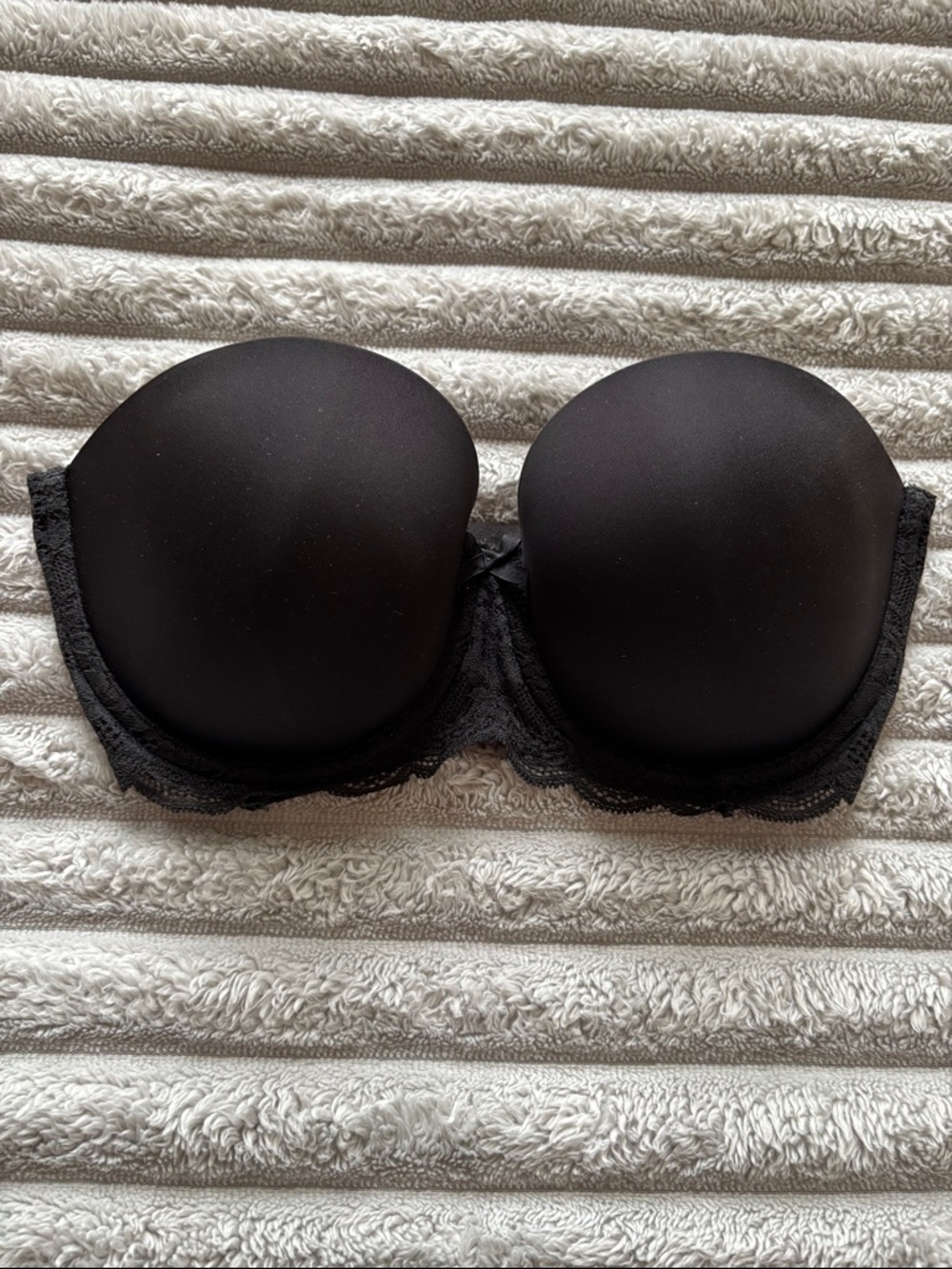 Victoria's Secret Black Dream Angels Strapless Bra 32DD